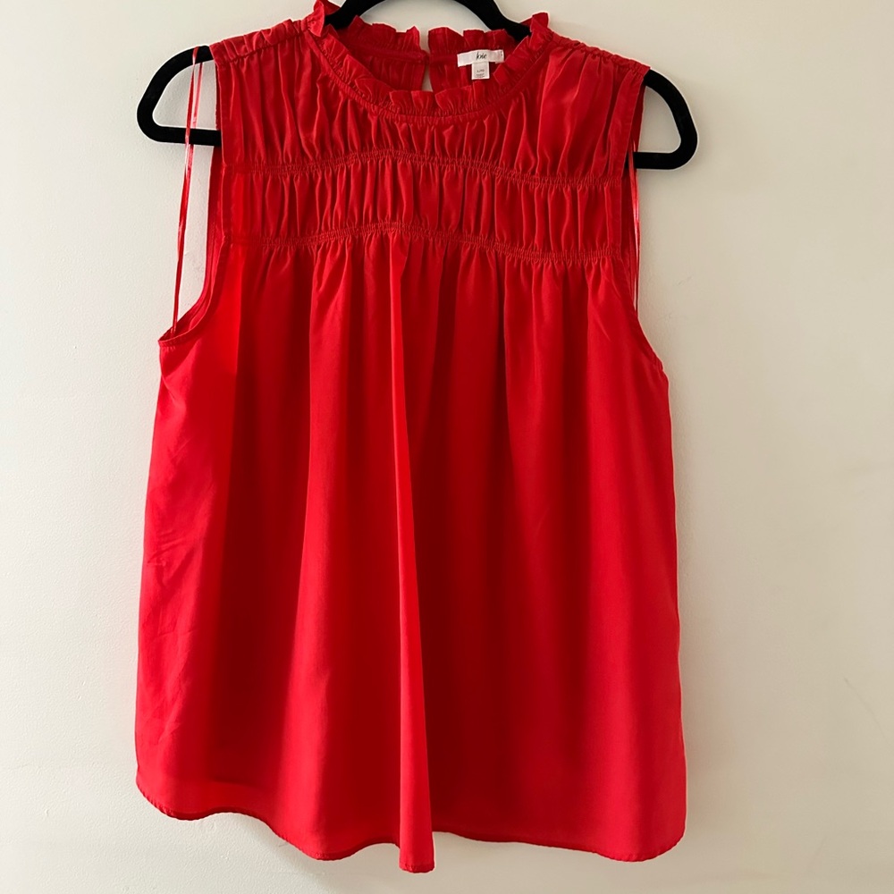 Red Sleeveless Women's Top